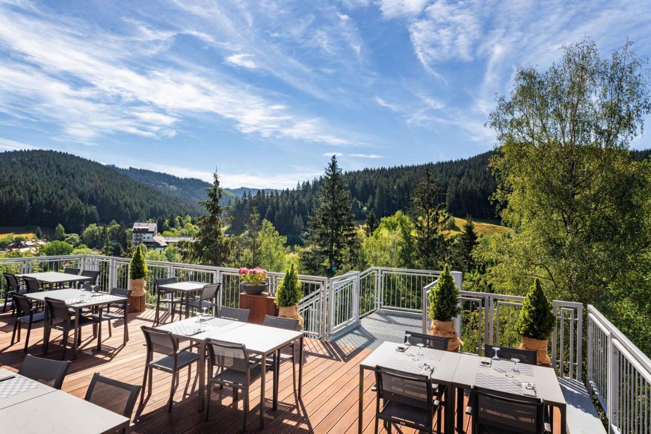 Spa hotel Lanterna Velké Karlovice Buitenkant foto