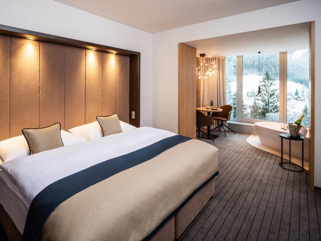 Spa hotel Lanterna Velké Karlovice Buitenkant foto