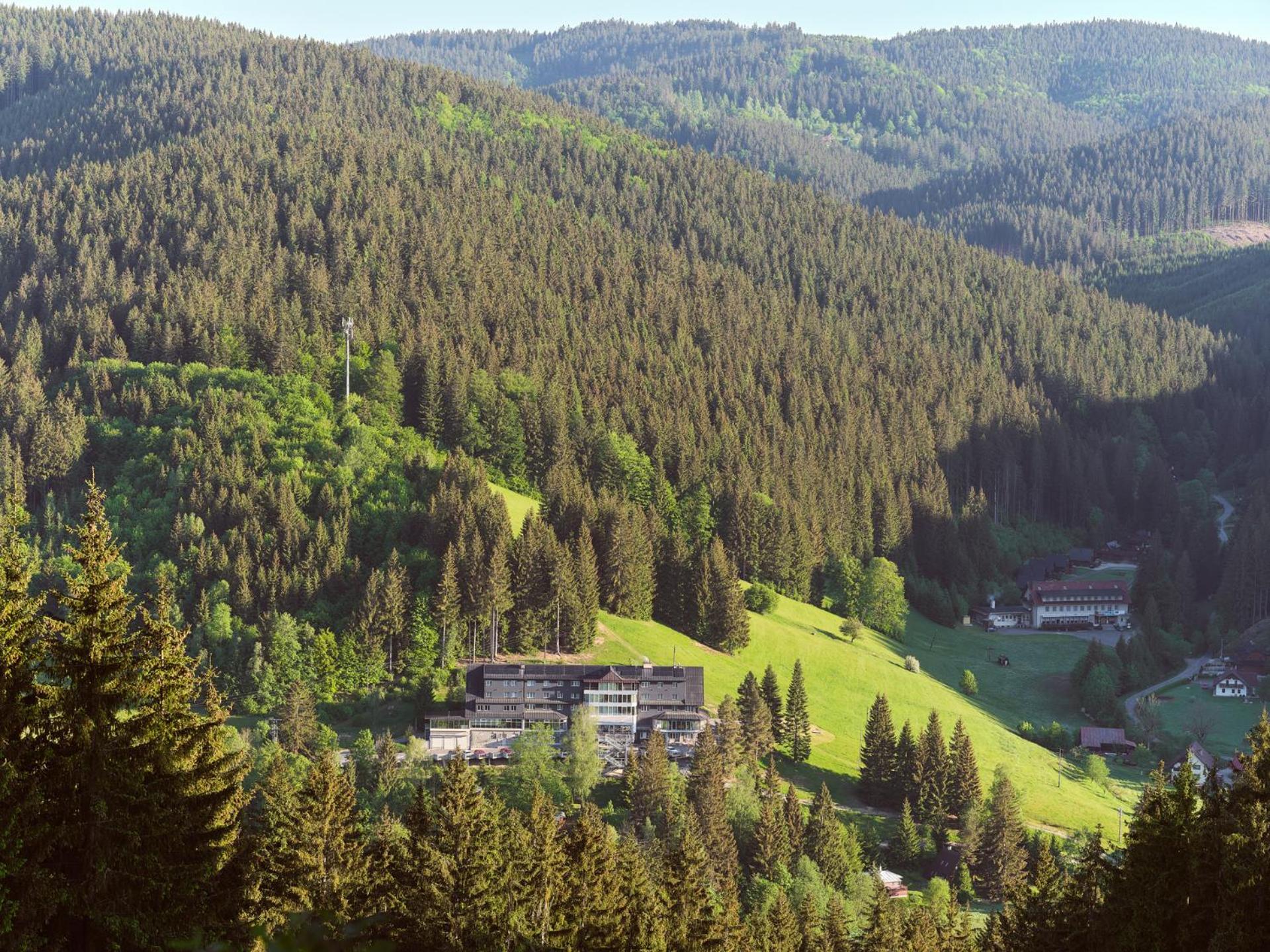 Spa hotel Lanterna Velké Karlovice Buitenkant foto